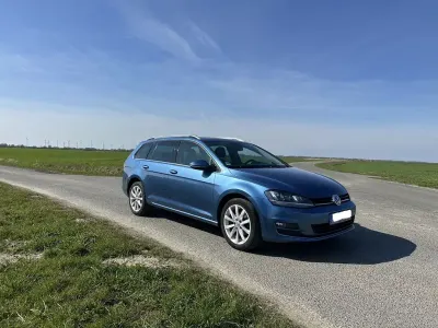 Używany VW Golf VII Highline 125 KM (91 kW) 2015 Niebieski Kombi