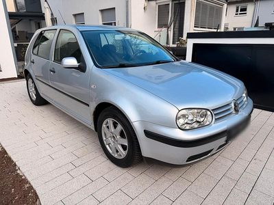 Gebraucht VW Golf IV 105 PS (77 kW) 2001 Silber Kleinwagen