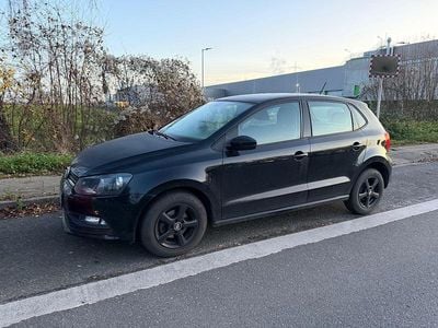 Schwarz Gebraucht 2016 VW Polo Trendline Kleinwagen | 7.500 € (Guter Preis)