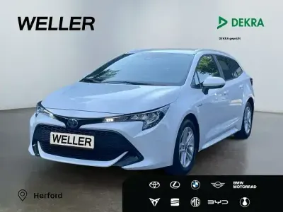 Gebraucht Toyota Corolla Comfort 122 PS (89 kW) 2021 Weiss Kombi