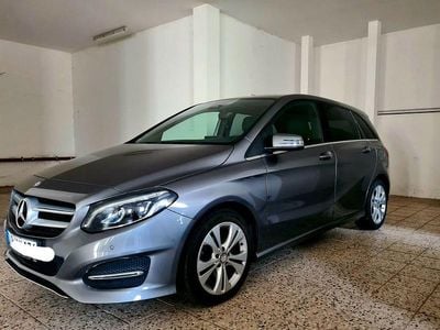 Mercedes B220