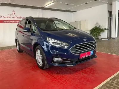 Gebraucht Ford Galaxy Trend 190 PS (139 kW) 2022 Blazerblau Van / Kleinbus