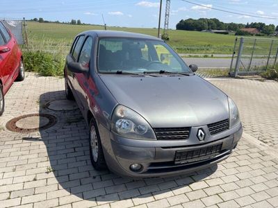 Renault Clio II