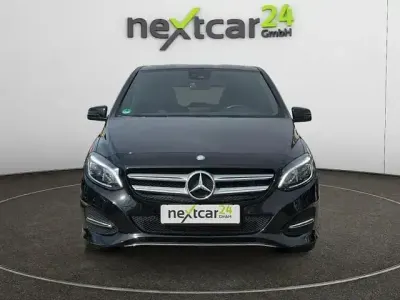 Usata Mercedes B180 122 CV (89 kW) 2016 Nero Monovolume