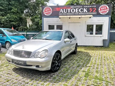 Gebraucht Mercedes C180 Classic 129 PS (94 kW) 2001 Silber Limousine