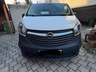 Weiß Gebraucht 2017 Opel Vivaro Van / Kleinbus | 12.999 € (Fairer Preis)