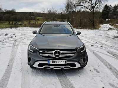 Mercedes GLC300