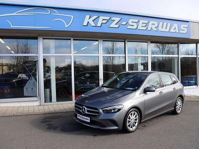 Gebraucht Mercedes B200 163 PS (119 kW) 2020 Mountaingrau  met. Van / Kleinbus
