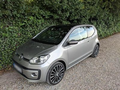 Gebraucht VW up! high up! 75 PS (55 kW) 2017 Andere farben Kleinwagen