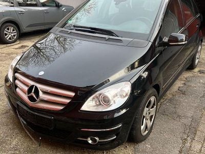 Gebraucht Mercedes B200 140 PS (102 kW) 2008 Schwarz Van / Kleinbus