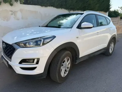Gebraucht Hyundai Tucson Trend 132 PS (97 kW) 2019 Weiß SUV