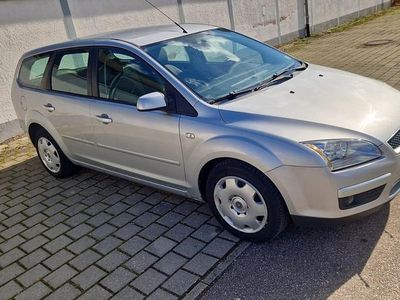 Usata Ford Focus 101 CV (74 kW) 2007 Argento Station wagon