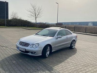 Gebraucht Mercedes CLK500 Avantgarde 306 PS (225 kW) 2006 Silber Coupé