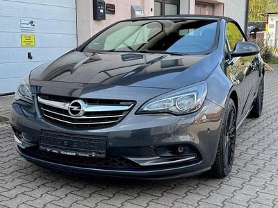 Second-hand Opel Cascada Innovation 170 CP (125 kW) 2014 Gri Cabrio