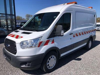 Gebraucht Ford Transit Trend 155 PS (114 kW) 2015 Frostweiß Van / Kleinbus