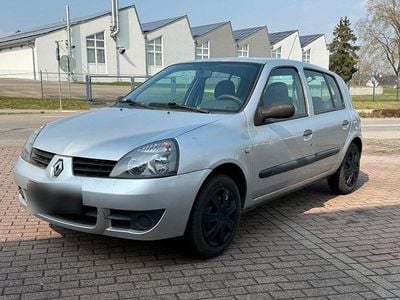 Gebraucht Renault Clio II Campus 75 PS (55 kW) 2006 Grau Limousine