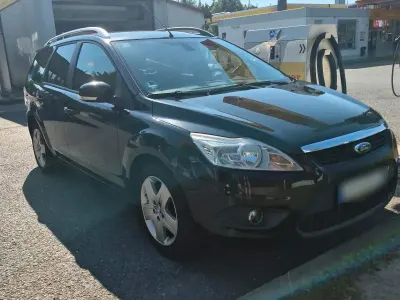 Gebraucht Ford Focus 101 PS (74 kW) 2008 Schwarz Kombi