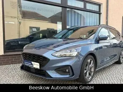 Gebraucht Ford Focus ST-Line 120 PS (88 kW) 2021 Andere Limousine