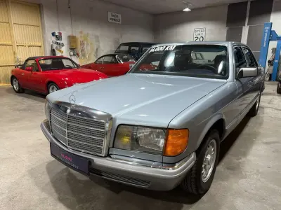 Gebraucht Mercedes 280 185 PS (136 kW) 1982 Blau Limousine