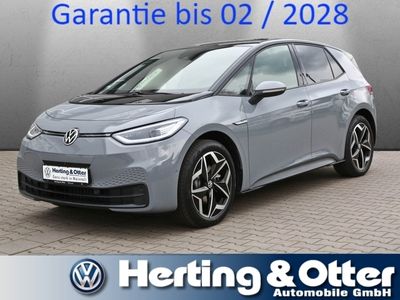 gebraucht VW ID3 Pro S 77 kWh 5-Sitzer Wärmep ACC+ 5JGarantie Lenkr