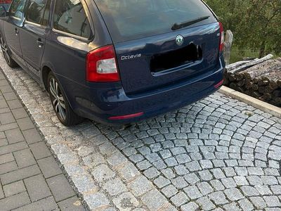 Gebraucht Skoda Octavia 105 PS (77 kW) 2012 Blau Kombi