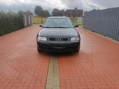 Gebraucht Audi A3 102 PS (75 kW) 1998 Schwarz Kleinwagen