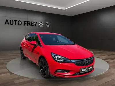 Gebraucht Opel Astra Dynamic 150 PS (110 kW) 2017 Rot Limousine