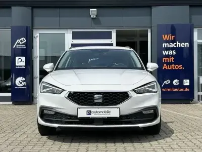 Gebraucht Seat Leon Style 150 PS (110 kW) 2023 White candy Kombi
