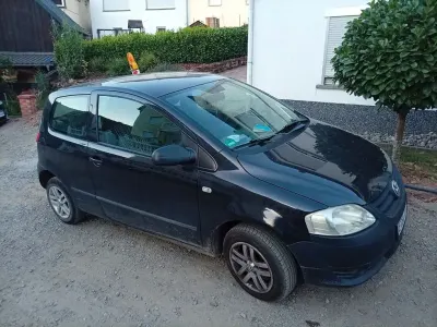 Gebraucht VW Fox 75 PS (55 kW) 2006 Schwarz Kleinwagen