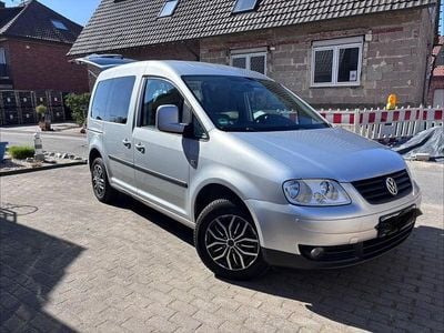 Usata VW Caddy Style 102 CV (75 kW) 2009 Argento Monovolume