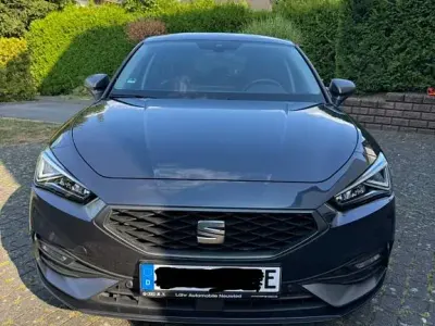 Gebraucht Seat Leon FR 204 PS (150 kW) 2022 Blau Limousine
