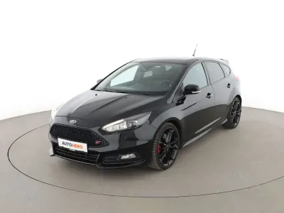 Gebraucht Ford Focus ST 250 PS (183 kW) 2017 Schwarz Limousine