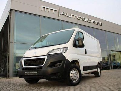 Gebraucht Peugeot Boxer Premium 120 PS (88 kW) 2022 Weiss Van