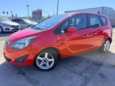 Używany Opel Meriva Innovation 140 KM (102 kW) 2012 Czerwony Minivan