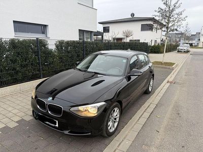 Gebraucht BMW 116 136 PS (100 kW) 2014 Schwarz Kleinwagen