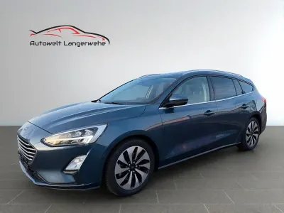 Gebraucht Ford Focus Cool & Connect 125 PS (91 kW) 2018 Blau Limousine