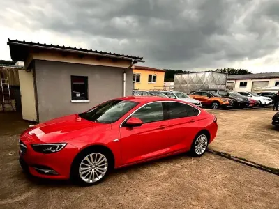 Gebraucht Opel Insignia Elegance 174 PS (127 kW) 2020 Rot Limousine