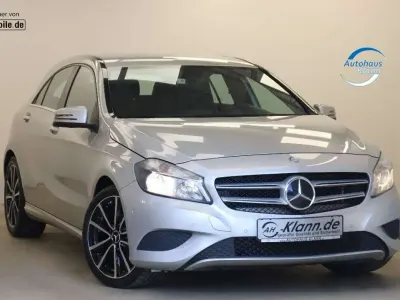 Gebraucht Mercedes A160 90 PS (66 kW) 2014 Polarsilber Limousine