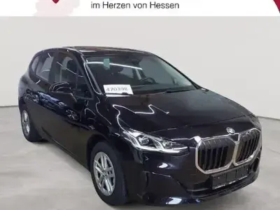 Gebraucht BMW 218 Active Tourer Performance 150 PS (110 kW) 2022 Schwarz uni Van / Kleinbus
