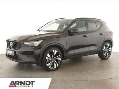 Usado Volvo XC40 Plus 197 HP (144 kW) 2023 Preto SUV