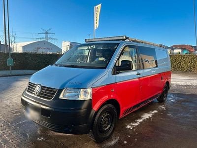 Rot Gebraucht 2004 VW Transporter Van | 13.980 €