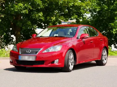 Gebraucht Lexus IS250 Sport Line 208 PS (152 kW) 2010 Rot Limousine