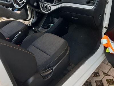 Gebraucht Kia Picanto 66 PS (48 kW) 2012 Weiß Kleinwagen