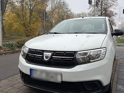 Gebraucht Dacia Sandero Acces 73 PS (53 kW) 2017 Weiß Limousine