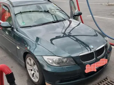 Gebraucht BMW 325 197 PS (144 kW) 2008 Grün Kombi