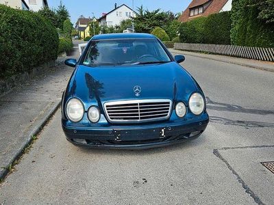 Mercedes CLK230