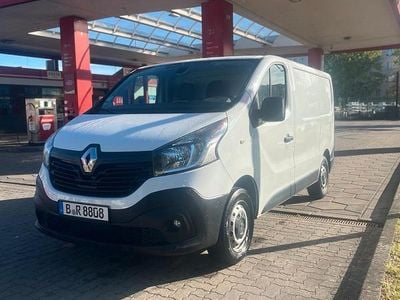 Begagnad Renault Traffic 95 HK (69 kW) 2019 Vit Minibuss