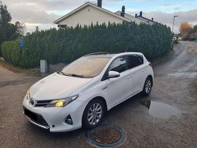 Toyota Auris Hybrid