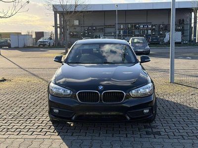 Gebraucht BMW 116 Advantage 109 PS (80 kW) 2016 Schwarz Kleinwagen