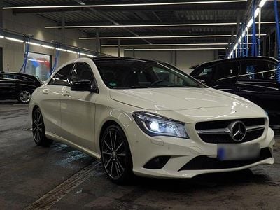 Gebraucht Mercedes CLA200 156 PS (114 kW) 2016 Weiß Coupé